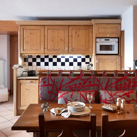 Pierre & Premium Les Alpages De Chantel Aparthotel 4*