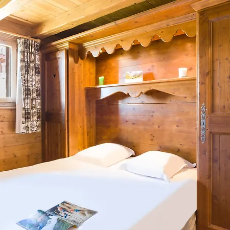 Pierre & Premium Les Alpages De Chantel 4*