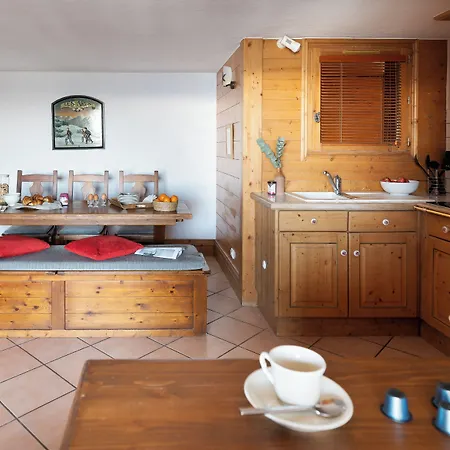 Appart hôtel Résidence Pierre&vacances Premium Les Alpages De Chantel 3*